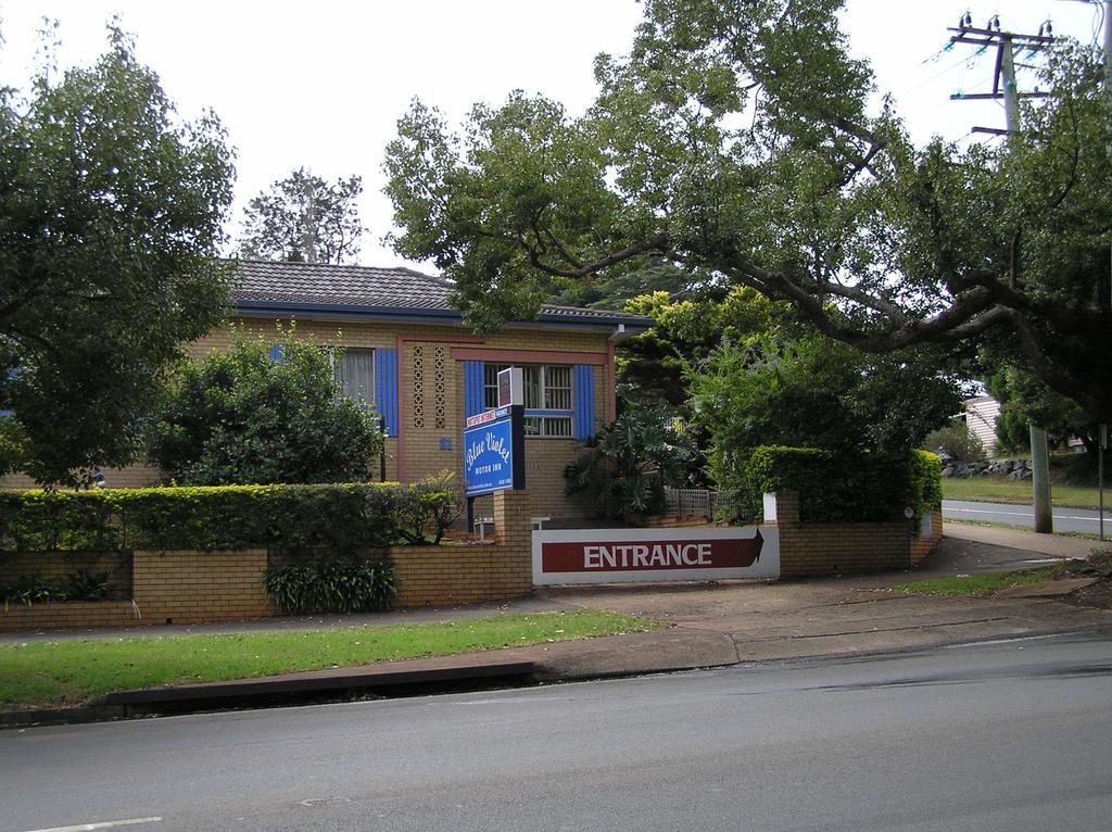 Blue Violet Motor Inn Toowoomba Exterior photo