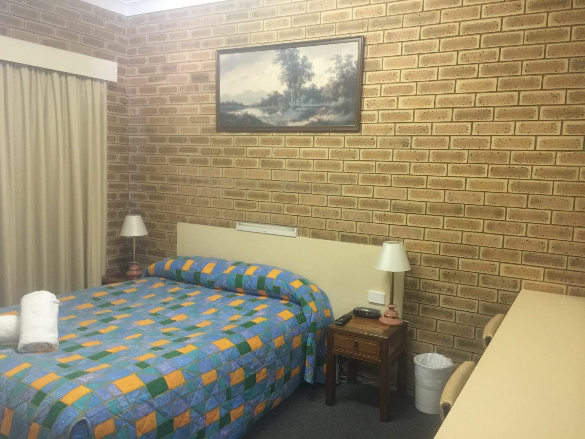Blue Violet Motor Inn Toowoomba Exterior photo